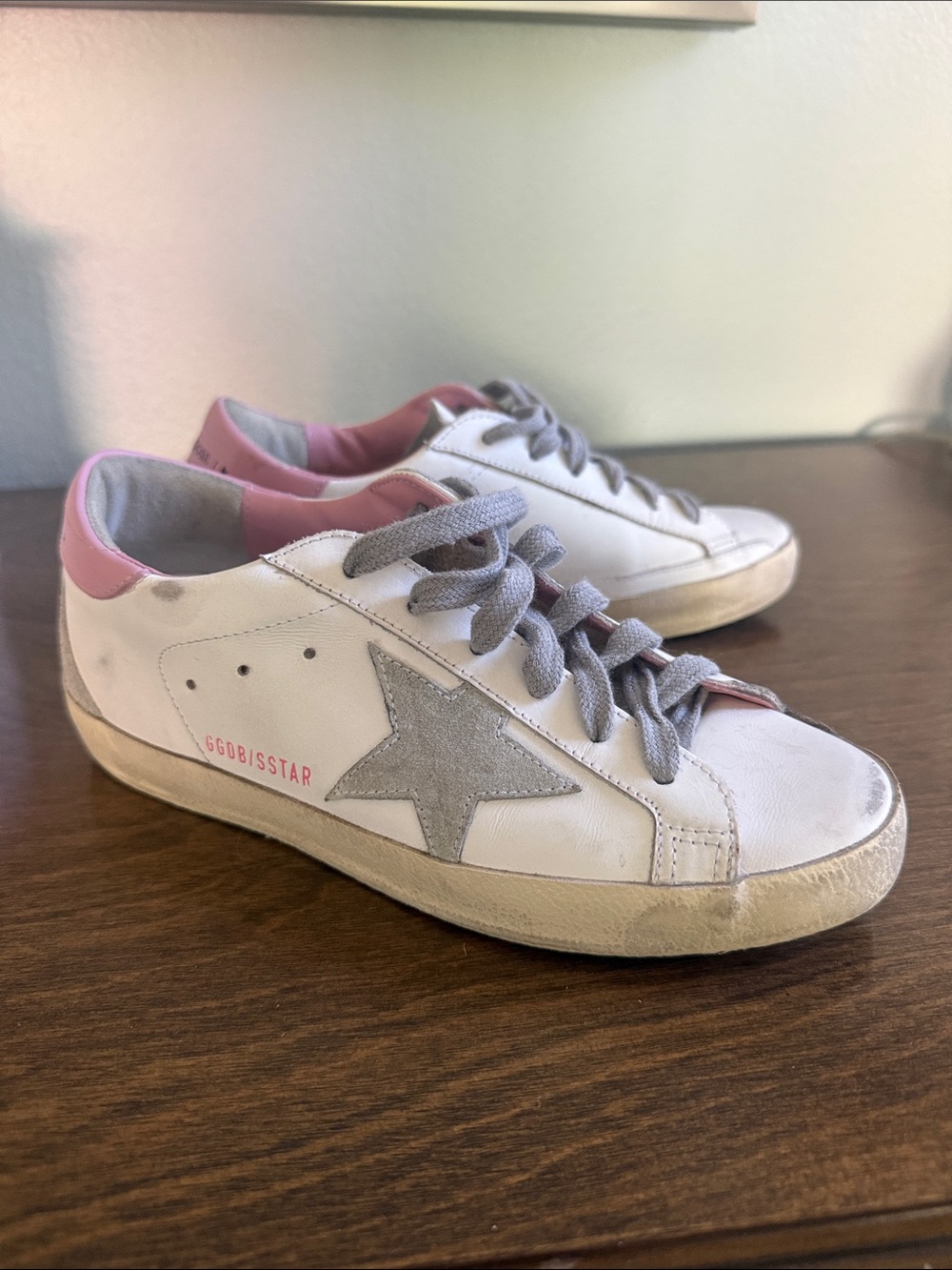 Golden Goose GGOB SSTAR White Leather Sneakers with Pink Trim and Gray Star - Picture 6 of 6